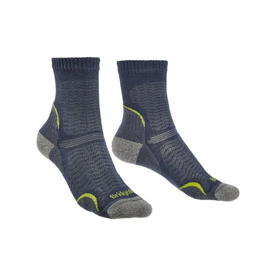 WOMEN'S HIKE ULTRALIGHT T2 MERINO PERFORMANCE CREW SOCKS