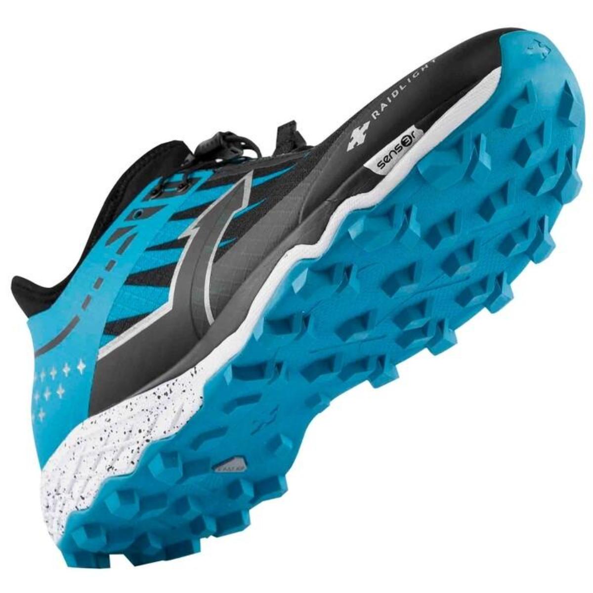 MEN'S RUNNING SHOES REVOLUTIV